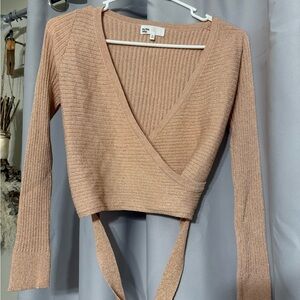 by the way. Ribbed Cropped Knit Sweater in Shimmering 🍑 Peach